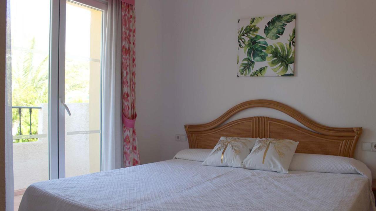 Bungalows Puerta Del Sol Unitursa Калпе Екстериор снимка