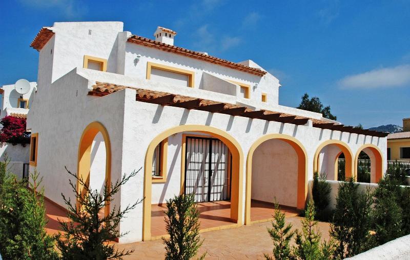 Bungalows Puerta Del Sol Unitursa Калпе Екстериор снимка